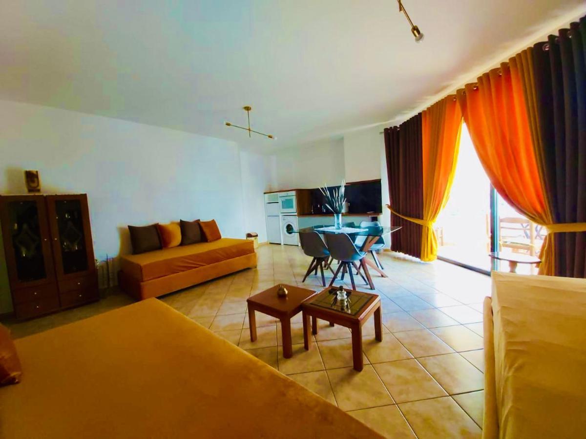 Flora Apartments ซารานเดอ ภายนอก รูปภาพ