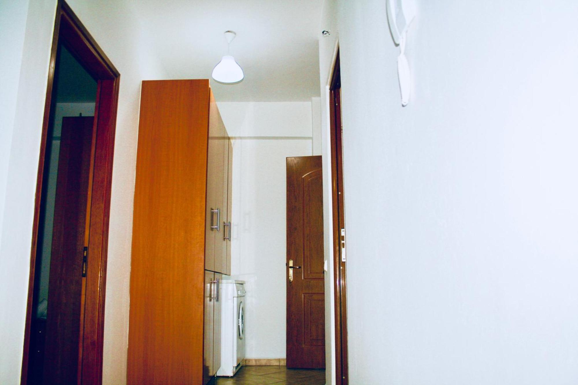 Flora Apartments ซารานเดอ ภายนอก รูปภาพ