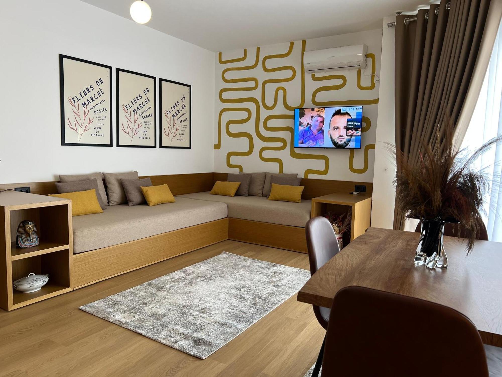 Flora Apartments ซารานเดอ ภายนอก รูปภาพ