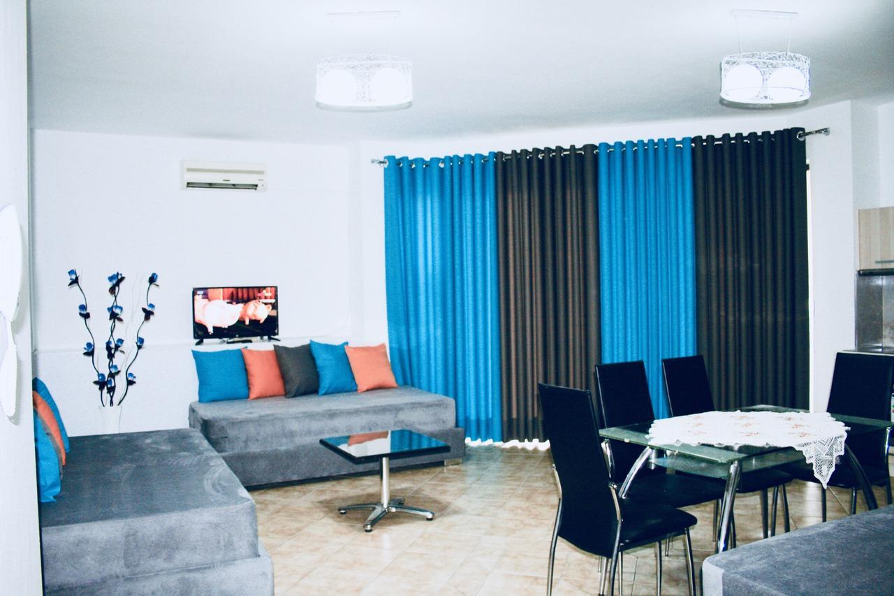 Flora Apartments ซารานเดอ ภายนอก รูปภาพ